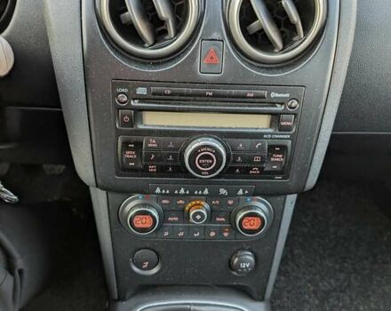 Серый Ниссан Кашкай, объемом двигателя 1.5 л и пробегом 272 тыс. км за 7999 $, фото 18 на Automoto.ua