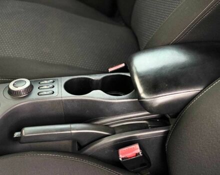 Серый Ниссан Кашкай, объемом двигателя 2 л и пробегом 174 тыс. км за 7490 $, фото 16 на Automoto.ua