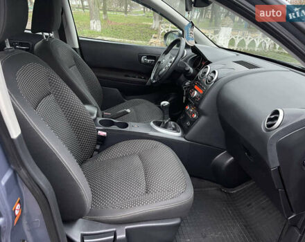 Серый Ниссан Кашкай, объемом двигателя 1.6 л и пробегом 212 тыс. км за 7800 $, фото 19 на Automoto.ua