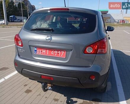 Серый Ниссан Кашкай, объемом двигателя 1.6 л и пробегом 200 тыс. км за 7650 $, фото 13 на Automoto.ua