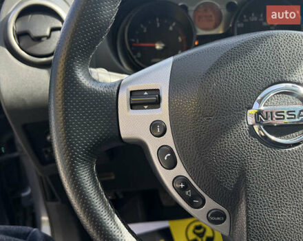 Серый Ниссан Кашкай, объемом двигателя 2 л и пробегом 207 тыс. км за 7999 $, фото 18 на Automoto.ua