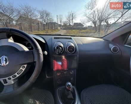 Серый Ниссан Кашкай, объемом двигателя 2 л и пробегом 290 тыс. км за 7500 $, фото 15 на Automoto.ua