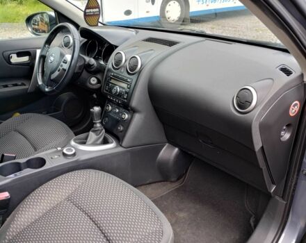 Серый Ниссан Кашкай, объемом двигателя 2 л и пробегом 287 тыс. км за 3999 $, фото 12 на Automoto.ua