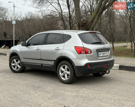 Серый Ниссан Кашкай, объемом двигателя 2 л и пробегом 130 тыс. км за 8200 $, фото 1 на Automoto.ua