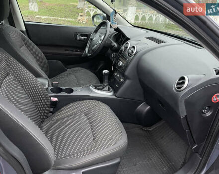 Серый Ниссан Кашкай, объемом двигателя 1.6 л и пробегом 212 тыс. км за 7800 $, фото 21 на Automoto.ua