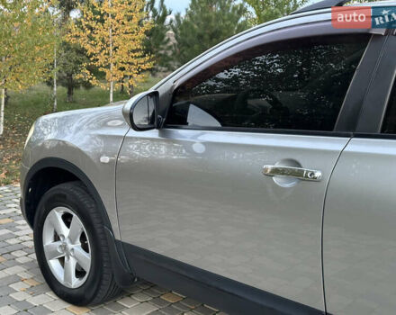Сірий Ніссан Кашкай, об'ємом двигуна 2 л та пробігом 172 тис. км за 7400 $, фото 36 на Automoto.ua