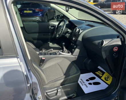 Серый Ниссан Кашкай, объемом двигателя 2 л и пробегом 207 тыс. км за 7999 $, фото 12 на Automoto.ua