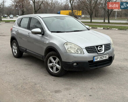 Серый Ниссан Кашкай, объемом двигателя 2 л и пробегом 130 тыс. км за 8200 $, фото 4 на Automoto.ua