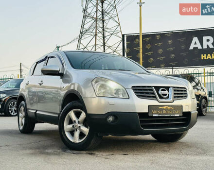 Сірий Ніссан Кашкай, об'ємом двигуна 2 л та пробігом 170 тис. км за 9200 $, фото 2 на Automoto.ua