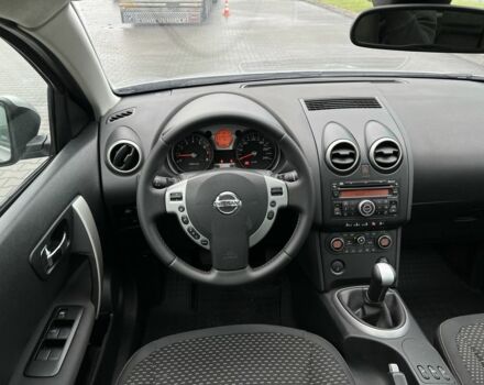 Серый Ниссан Кашкай, объемом двигателя 1.6 л и пробегом 223 тыс. км за 8800 $, фото 14 на Automoto.ua