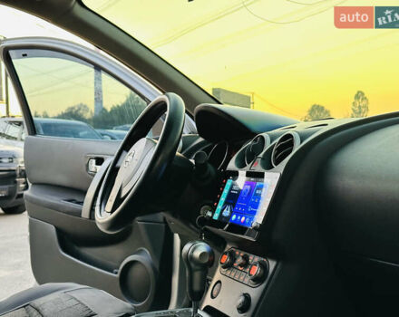 Сірий Ніссан Кашкай, об'ємом двигуна 2 л та пробігом 170 тис. км за 9200 $, фото 23 на Automoto.ua