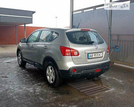 Серый Ниссан Кашкай, объемом двигателя 1.6 л и пробегом 250 тыс. км за 7700 $, фото 2 на Automoto.ua