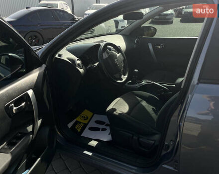 Серый Ниссан Кашкай, объемом двигателя 2 л и пробегом 207 тыс. км за 7999 $, фото 9 на Automoto.ua