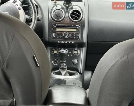 Серый Ниссан Кашкай, объемом двигателя 1.46 л и пробегом 329 тыс. км за 7500 $, фото 2 на Automoto.ua