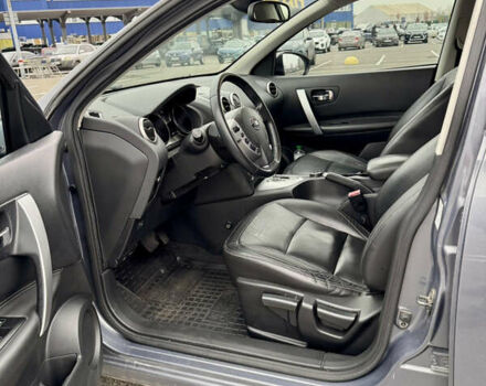 Серый Ниссан Кашкай, объемом двигателя 2 л и пробегом 228 тыс. км за 8800 $, фото 7 на Automoto.ua