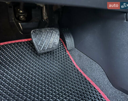 Сірий Ніссан Кашкай, об'ємом двигуна 2 л та пробігом 197 тис. км за 7600 $, фото 36 на Automoto.ua