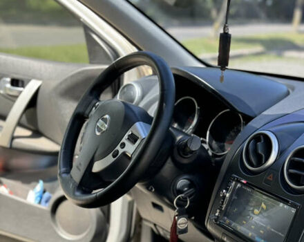 Сірий Ніссан Кашкай, об'ємом двигуна 1.5 л та пробігом 318 тис. км за 7900 $, фото 2 на Automoto.ua