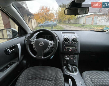 Сірий Ніссан Кашкай, об'ємом двигуна 2 л та пробігом 190 тис. км за 8600 $, фото 20 на Automoto.ua