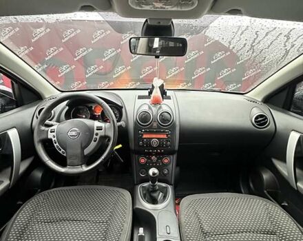 Сірий Ніссан Кашкай, об'ємом двигуна 1.46 л та пробігом 232 тис. км за 8000 $, фото 16 на Automoto.ua