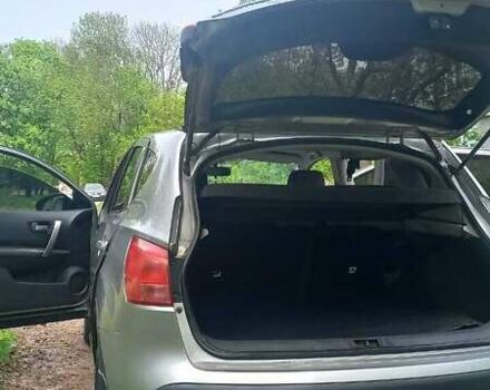 Серый Ниссан Кашкай, объемом двигателя 2 л и пробегом 223 тыс. км за 7500 $, фото 2 на Automoto.ua