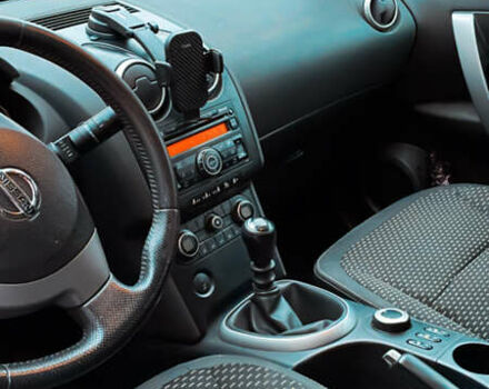 Серый Ниссан Кашкай, объемом двигателя 2 л и пробегом 235 тыс. км за 8300 $, фото 9 на Automoto.ua