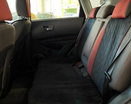 Серый Ниссан Кашкай, объемом двигателя 2 л и пробегом 260 тыс. км за 9000 $, фото 18 на Automoto.ua