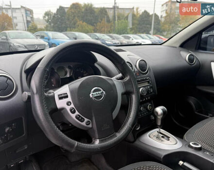 Сірий Ніссан Кашкай, об'ємом двигуна 2 л та пробігом 270 тис. км за 7999 $, фото 9 на Automoto.ua