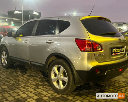 Серый Ниссан Кашкай, объемом двигателя 2 л и пробегом 201 тыс. км за 9500 $, фото 4 на Automoto.ua