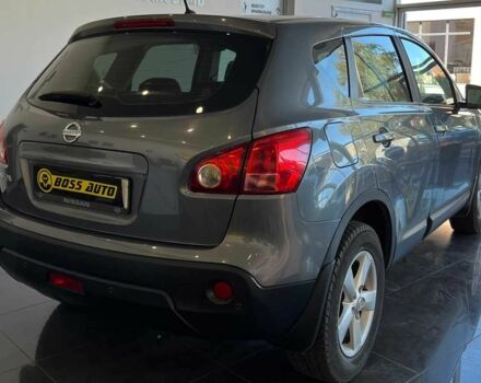 Серый Ниссан Кашкай, объемом двигателя 2 л и пробегом 260 тыс. км за 9000 $, фото 6 на Automoto.ua