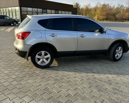 Серый Ниссан Кашкай, объемом двигателя 2 л и пробегом 192 тыс. км за 9200 $, фото 1 на Automoto.ua