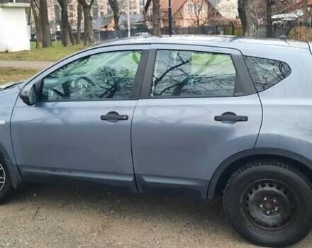 Серый Ниссан Кашкай, объемом двигателя 1.5 л и пробегом 387 тыс. км за 4200 $, фото 3 на Automoto.ua