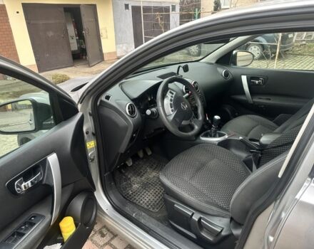 Серый Ниссан Кашкай, объемом двигателя 1.5 л и пробегом 298 тыс. км за 6499 $, фото 2 на Automoto.ua