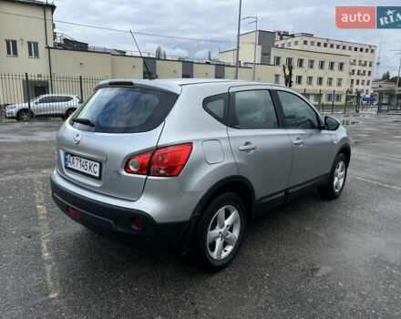 Серый Ниссан Кашкай, объемом двигателя 2 л и пробегом 299 тыс. км за 6300 $, фото 4 на Automoto.ua