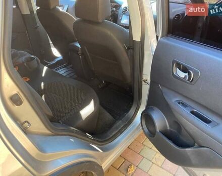 Сірий Ніссан Кашкай, об'ємом двигуна 2 л та пробігом 278 тис. км за 8300 $, фото 2 на Automoto.ua