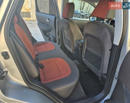 Серый Ниссан Кашкай, объемом двигателя 2 л и пробегом 97 тыс. км за 10300 $, фото 21 на Automoto.ua