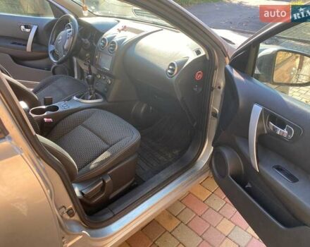 Сірий Ніссан Кашкай, об'ємом двигуна 2 л та пробігом 278 тис. км за 8300 $, фото 4 на Automoto.ua