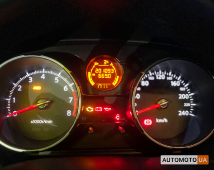 Серый Ниссан Кашкай, объемом двигателя 2 л и пробегом 201 тыс. км за 9500 $, фото 11 на Automoto.ua