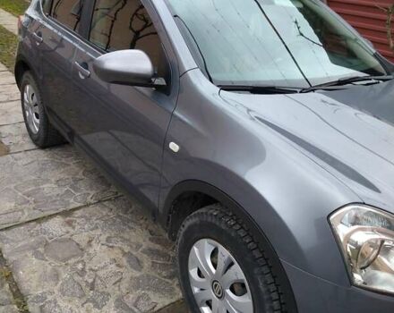 Серый Ниссан Кашкай, объемом двигателя 1.5 л и пробегом 220 тыс. км за 8200 $, фото 3 на Automoto.ua