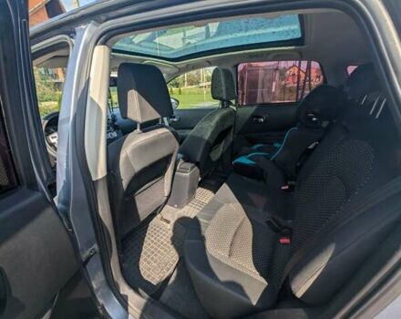 Серый Ниссан Кашкай, объемом двигателя 2 л и пробегом 265 тыс. км за 7800 $, фото 7 на Automoto.ua