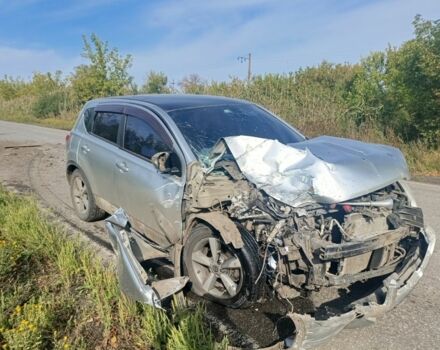 Серый Ниссан Кашкай, объемом двигателя 2 л и пробегом 172 тыс. км за 3000 $, фото 2 на Automoto.ua