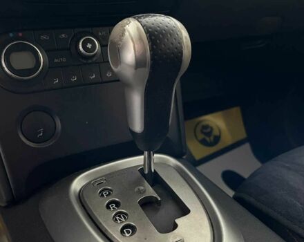 Серый Ниссан Кашкай, объемом двигателя 2 л и пробегом 260 тыс. км за 9000 $, фото 15 на Automoto.ua