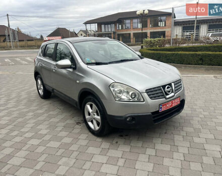 Серый Ниссан Кашкай, объемом двигателя 1.6 л и пробегом 152 тыс. км за 7700 $, фото 2 на Automoto.ua