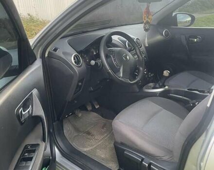 Серый Ниссан Кашкай, объемом двигателя 1.6 л и пробегом 200 тыс. км за 6999 $, фото 10 на Automoto.ua