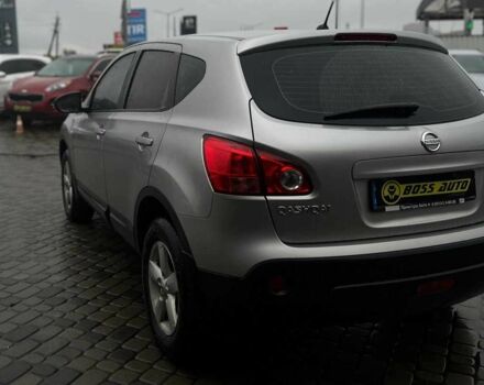 Серый Ниссан Кашкай, объемом двигателя 1.6 л и пробегом 205 тыс. км за 8400 $, фото 4 на Automoto.ua