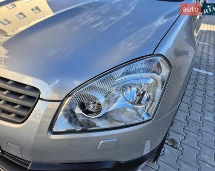 Серый Ниссан Кашкай, объемом двигателя 2 л и пробегом 97 тыс. км за 10300 $, фото 4 на Automoto.ua