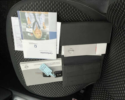 Сірий Ніссан Кашкай, об'ємом двигуна 2 л та пробігом 190 тис. км за 8600 $, фото 22 на Automoto.ua