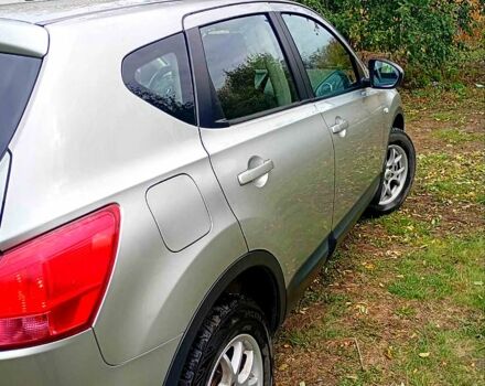 Сірий Ніссан Кашкай, об'ємом двигуна 2 л та пробігом 330 тис. км за 7900 $, фото 4 на Automoto.ua