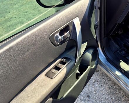 Серый Ниссан Кашкай, объемом двигателя 2 л и пробегом 222 тыс. км за 7600 $, фото 13 на Automoto.ua