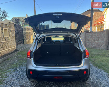 Сірий Ніссан Кашкай, об'ємом двигуна 2 л та пробігом 197 тис. км за 7600 $, фото 30 на Automoto.ua