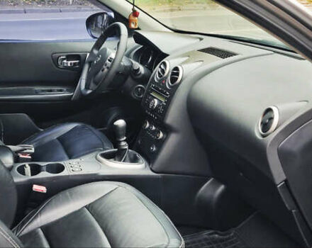 Серый Ниссан Кашкай, объемом двигателя 2 л и пробегом 154 тыс. км за 7500 $, фото 3 на Automoto.ua